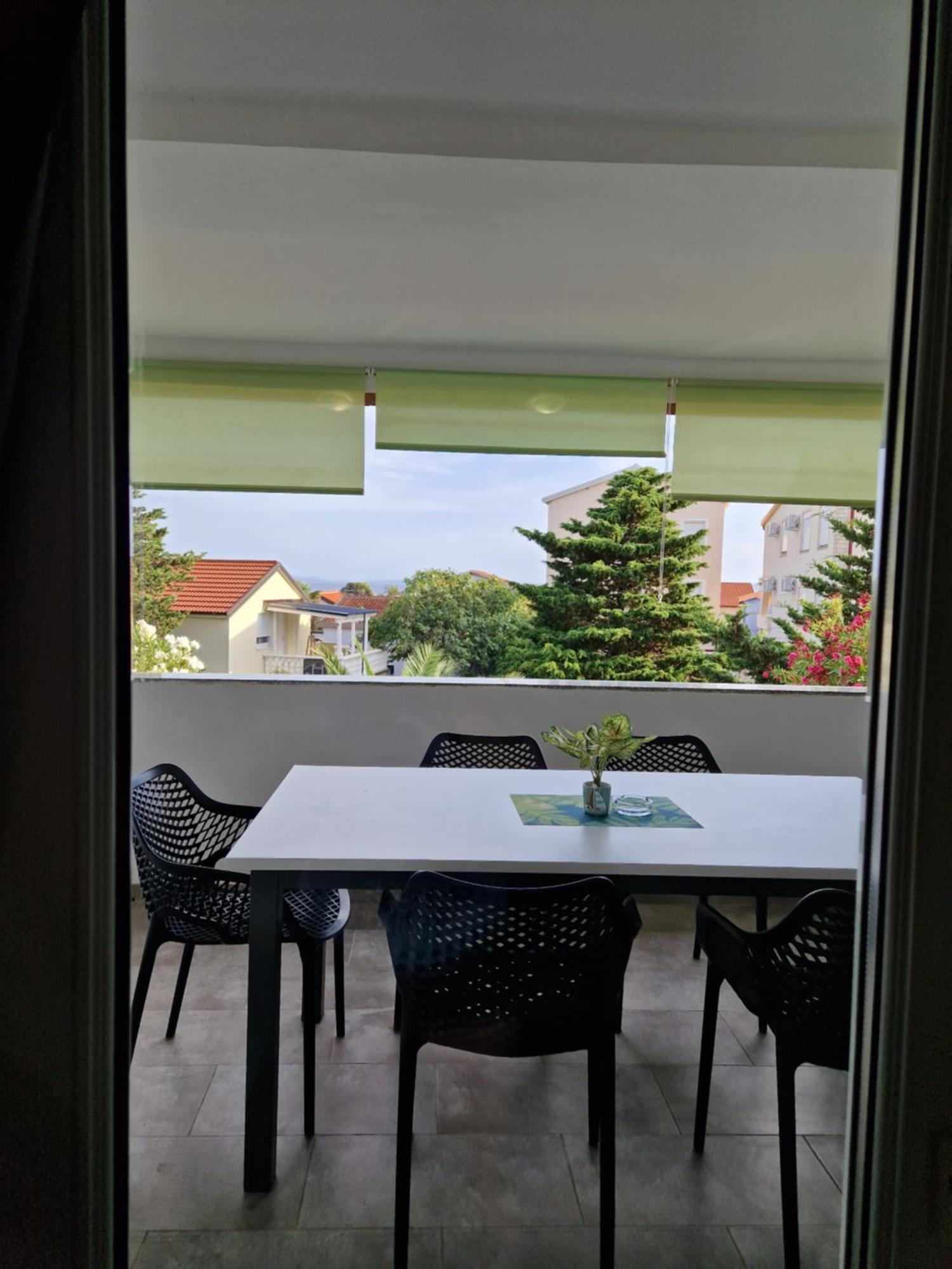 Aurelia Apartments, Vir Eksteriør billede