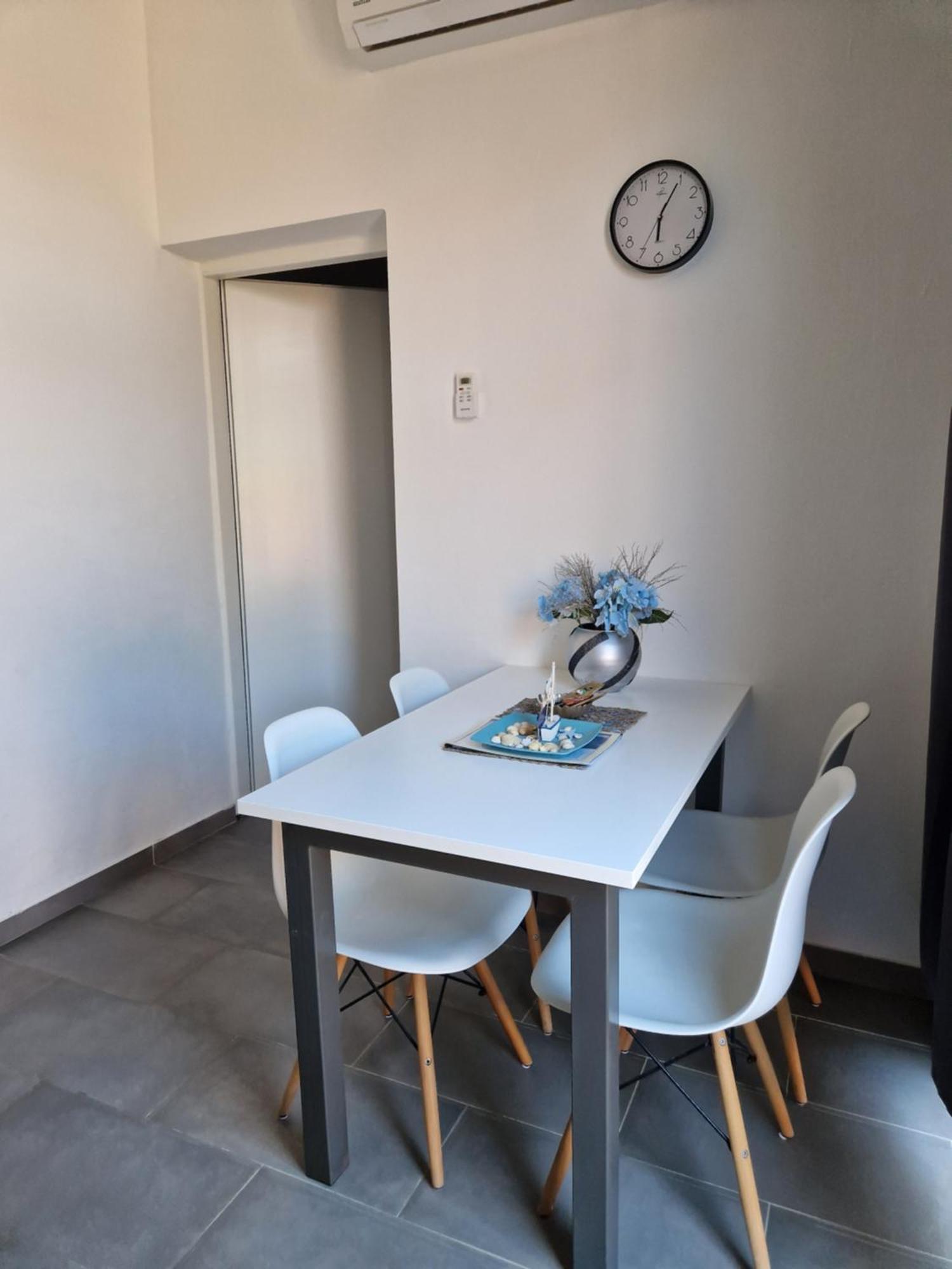 Aurelia Apartments, Vir Eksteriør billede