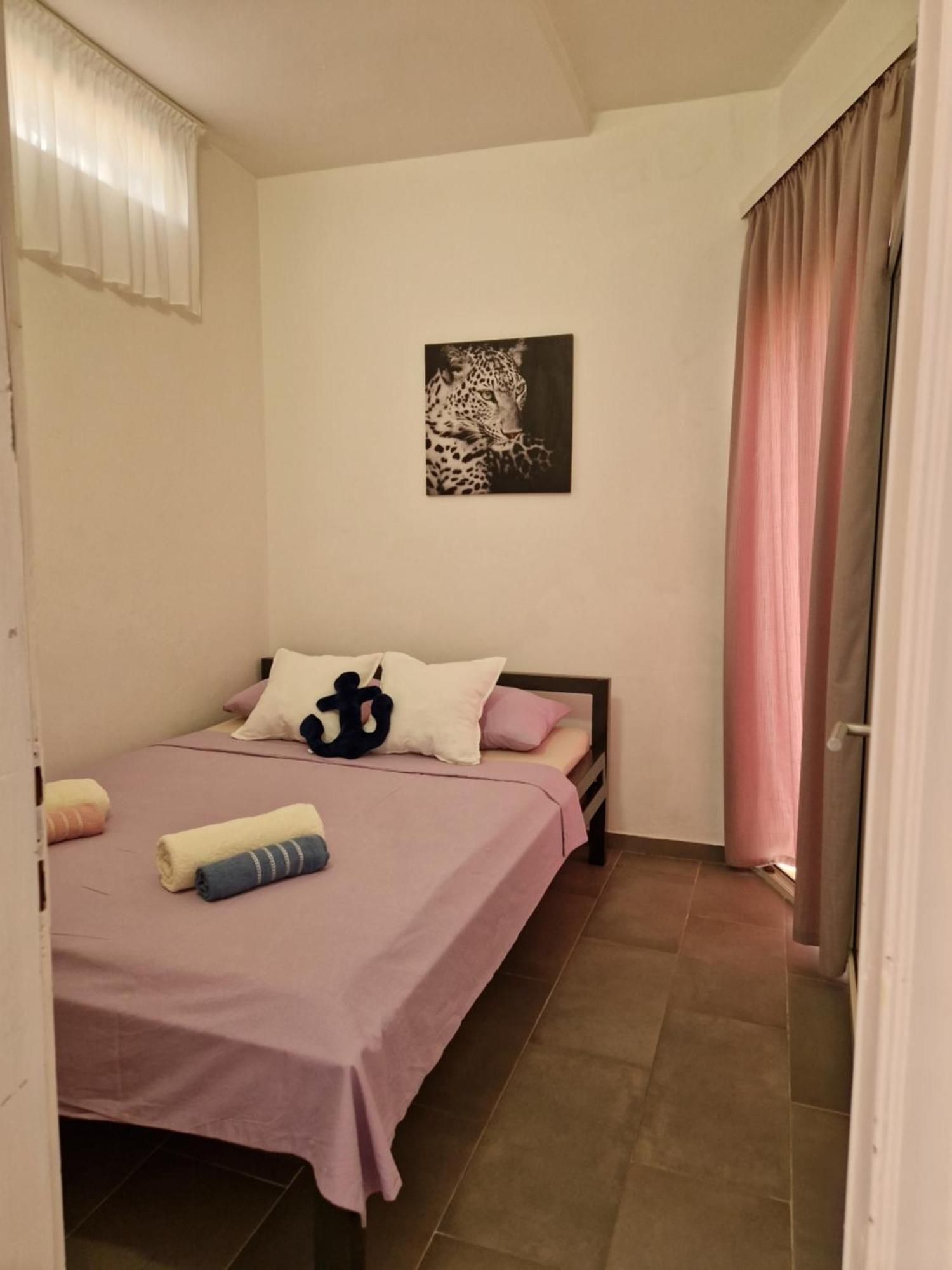Aurelia Apartments, Vir Eksteriør billede