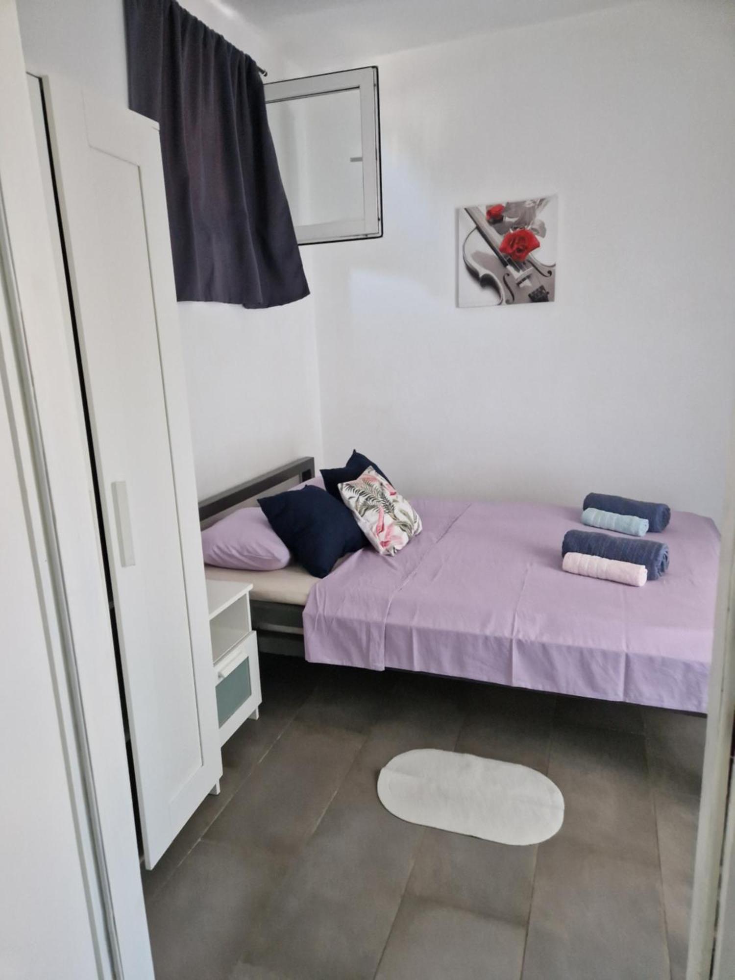Aurelia Apartments, Vir Eksteriør billede