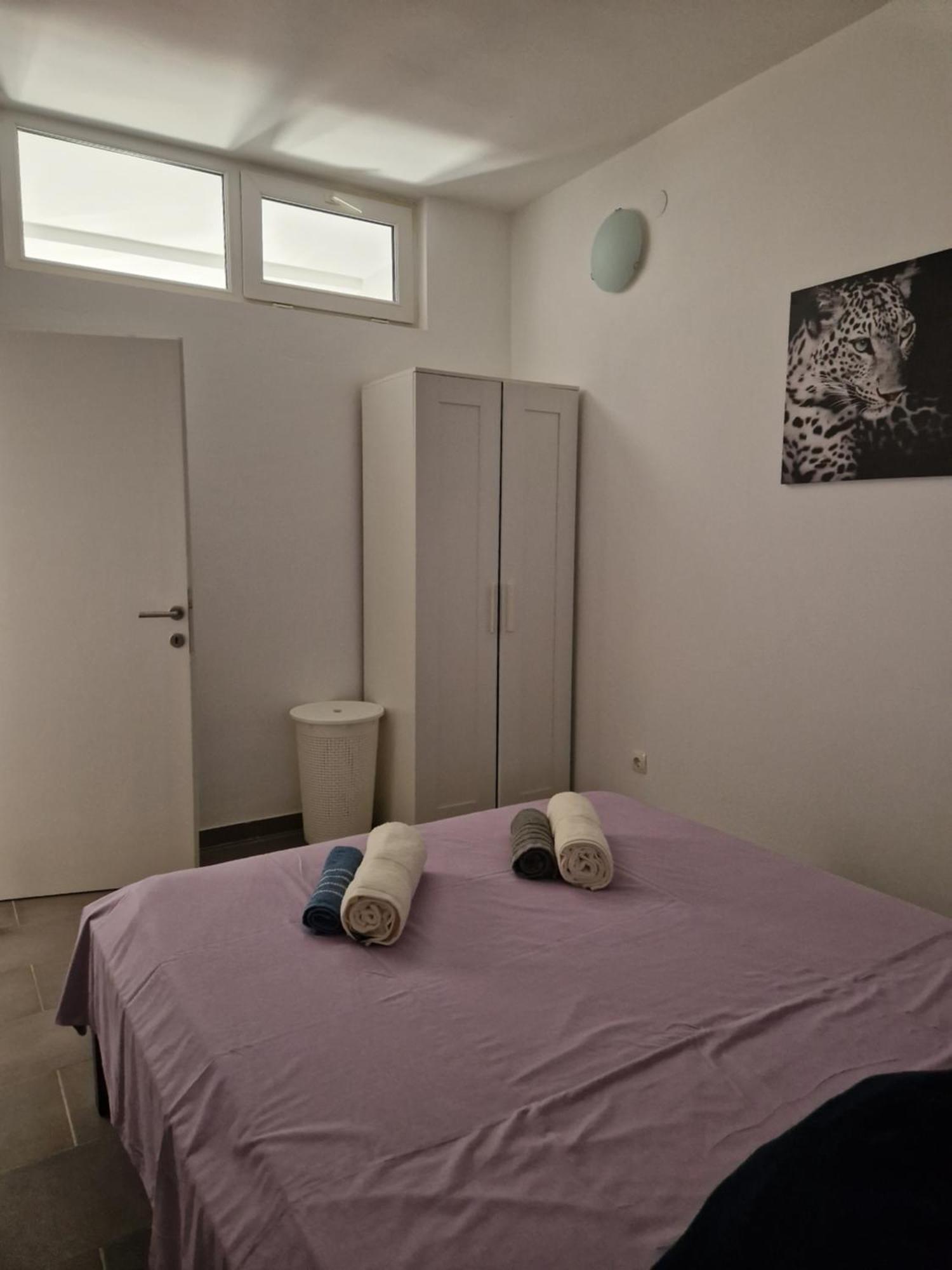 Aurelia Apartments, Vir Eksteriør billede